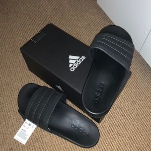 BRAND NEW Adilette Comfort Slides
